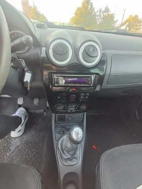 Dacia Duster 1.5  - 10000 лв. / 5112.92 € - 31815692 7