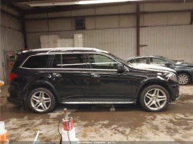 Mercedes-Benz GL 550 ОБДУХВАНЕ* ПОДГРЕВ* HARMON/KARDON* 360* M.TOЧКА, снимка 12