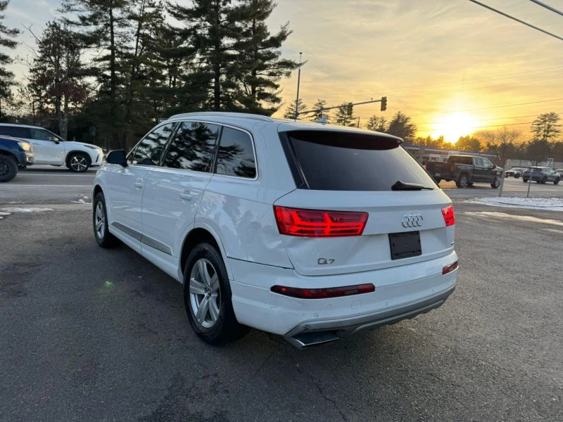 Audi Q7 7 МЕСТА/ПОДГРЕВ/ПАНОРАМА/KEYLESS/NAVI/, снимка 4 - Автомобили и джипове - 48511950