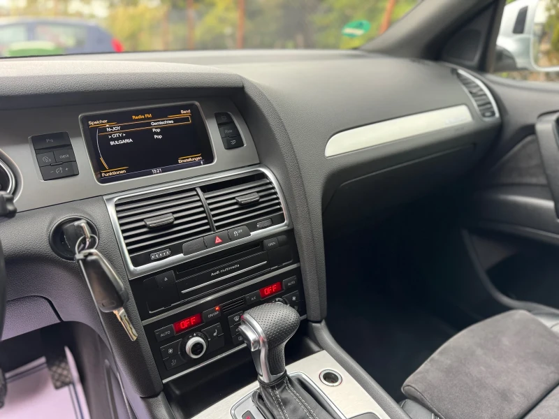 Audi Q7 S Line , снимка 8 - Автомобили и джипове - 52488559