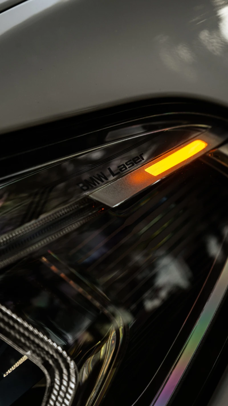 BMW X5 40i LAZER/HEADUP/NAVY/HARMAN KARDON 7местна, снимка 5 - Автомобили и джипове - 52530408