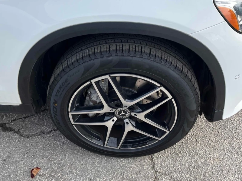 Mercedes-Benz GLC 300 * CARFAX * ЦЕНА ДО БЪЛГАРИЯ, снимка 6 - Автомобили и джипове - 52694039