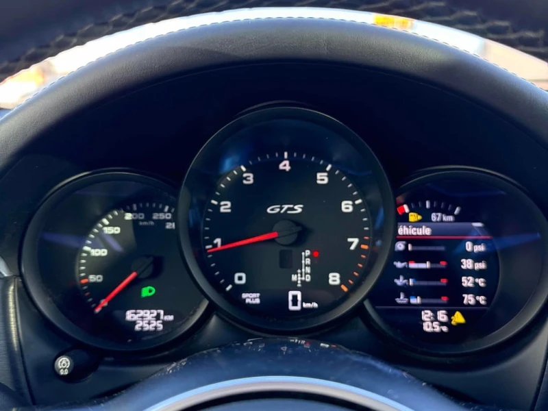 Porsche Macan * GTS * CARFAX * БЕЗ ПЪРВОНАЧАЛНА ВНОСКА, снимка 8 - Автомобили и джипове - 53196821