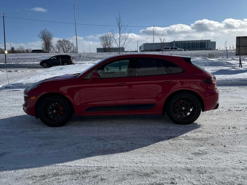 Porsche Macan * GTS * CARFAX * БЕЗ ПЪРВОНАЧАЛНА ВНОСКА, снимка 2 - Автомобили и джипове - 53196821