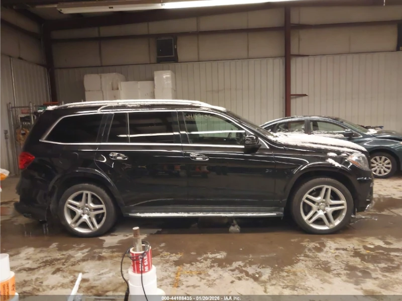 Mercedes-Benz GL 550 ОБДУХВАНЕ* ПОДГРЕВ* HARMON/KARDON* 360* M.TOЧКА, снимка 12 - Автомобили и джипове - 53296478