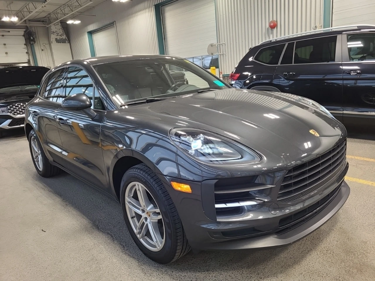 Porsche Macan CARFAX* АВТОФИНАНСИРАНЕ БЕЗ ПЪРВОНАЧАЛНА ВНОСКА - изображение 2