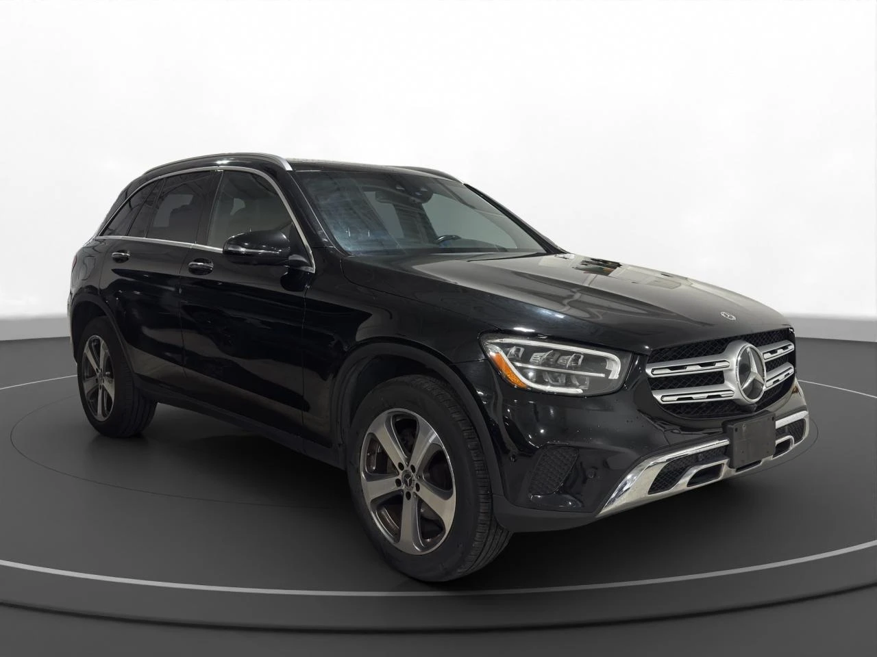 Mercedes-Benz GLC 300 4Matic - изображение 3