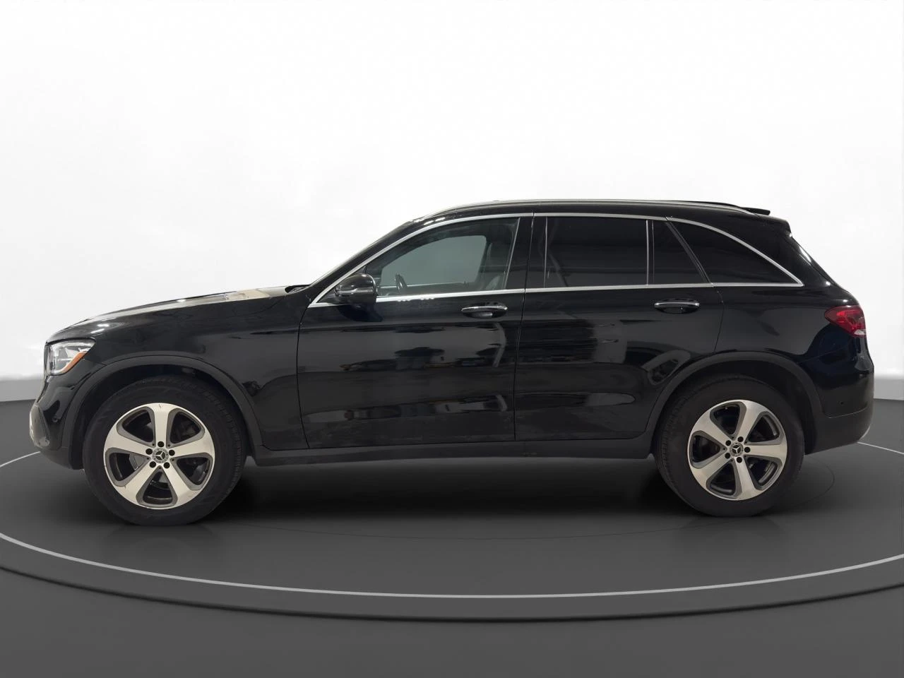 Mercedes-Benz GLC 300 4Matic - изображение 4