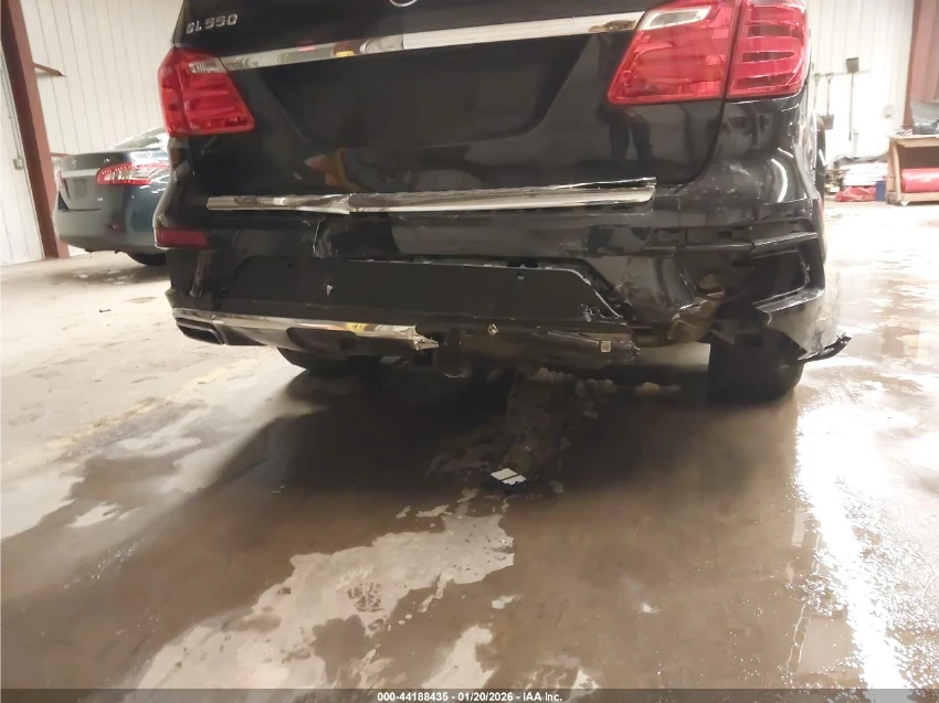 Mercedes-Benz GL 550 ОБДУХВАНЕ* ПОДГРЕВ* HARMON/KARDON* 360* M.TOЧКА - изображение 7