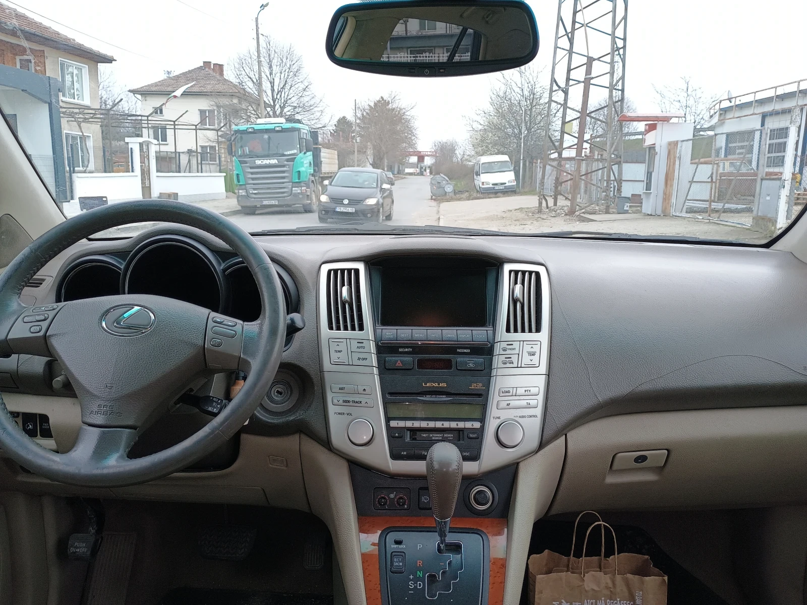 Lexus RX 300, снимка 4 - Автомобили и джипове - 53883192