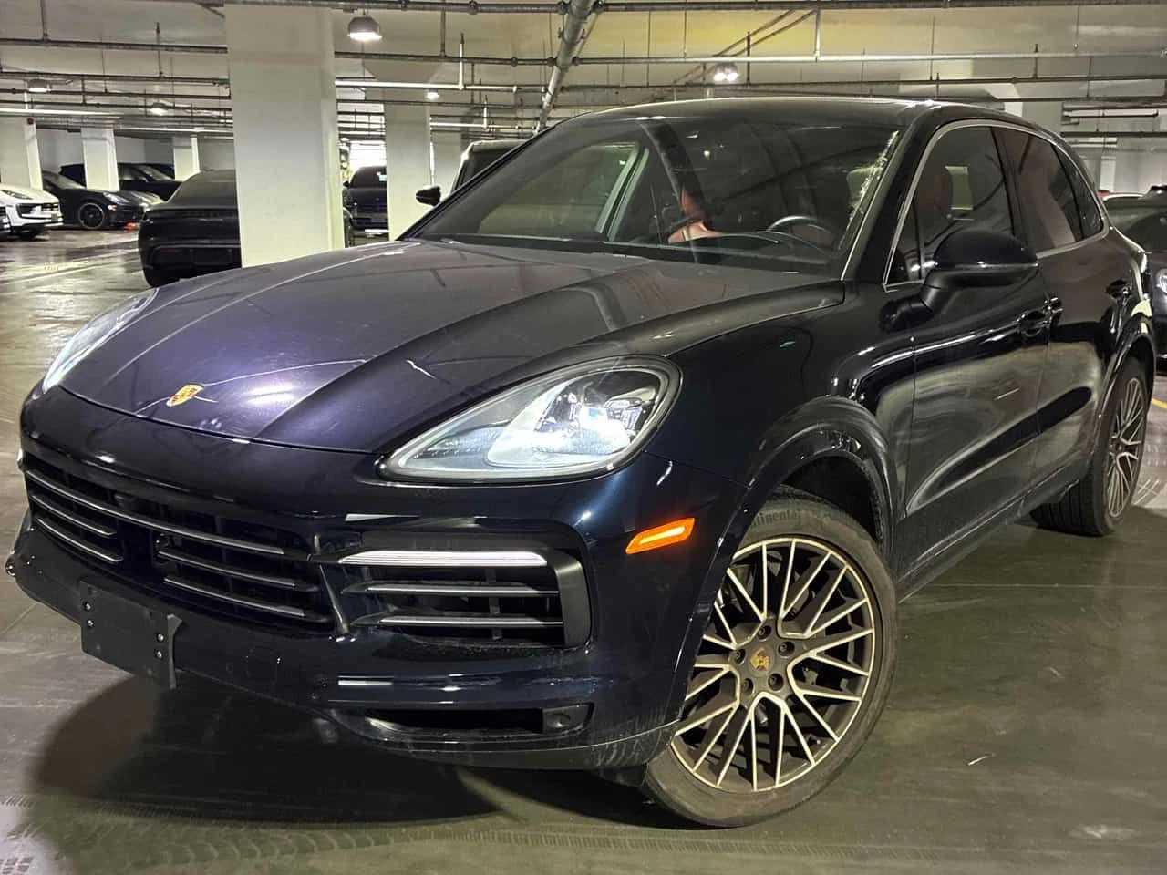 Porsche Cayenne /360/DISTRONIC/BOSE/ОБДУХВАНЕ/MATRIX, снимка 2 - Автомобили и джипове - 54291694