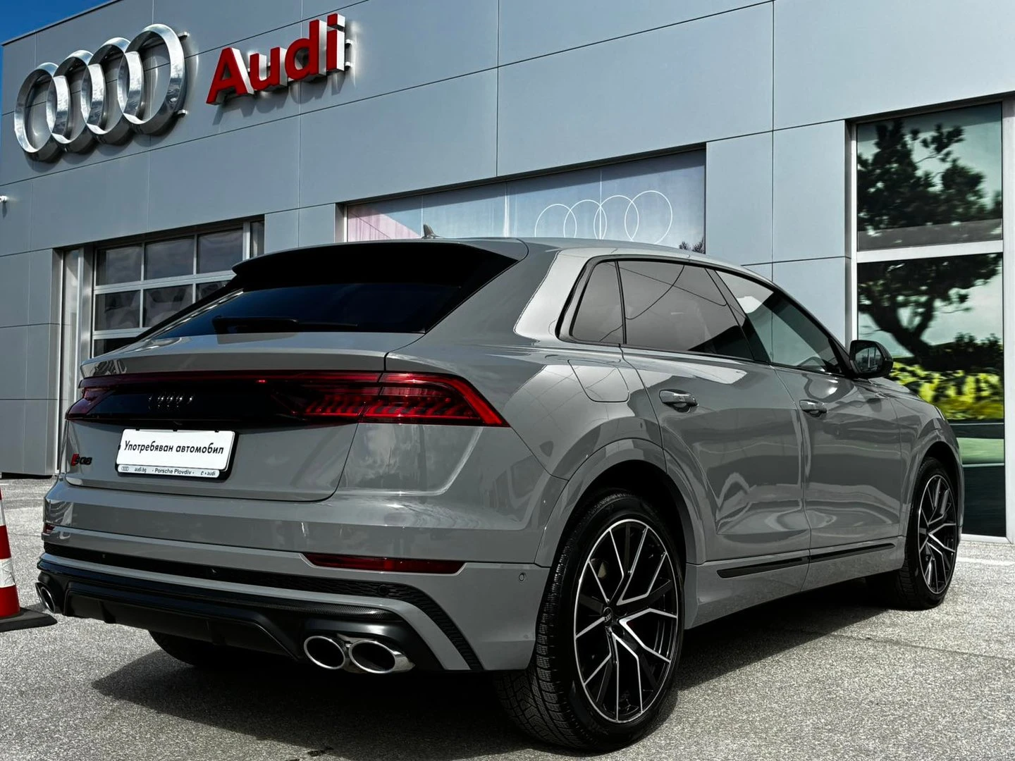 Audi SQ8, снимка 4 - Автомобили и джипове - 56422290