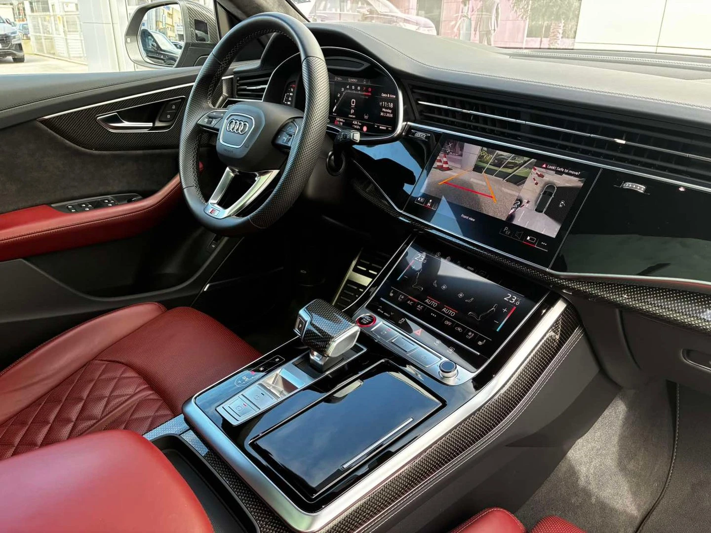 Audi SQ8, снимка 13 - Автомобили и джипове - 56422290