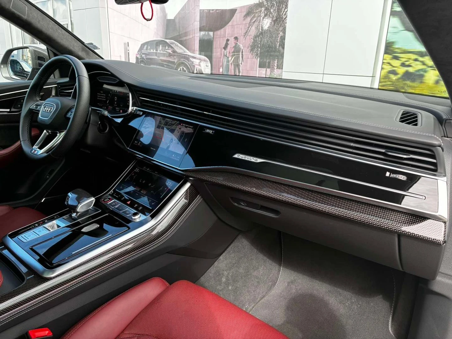 Audi SQ8, снимка 9 - Автомобили и джипове - 56422290