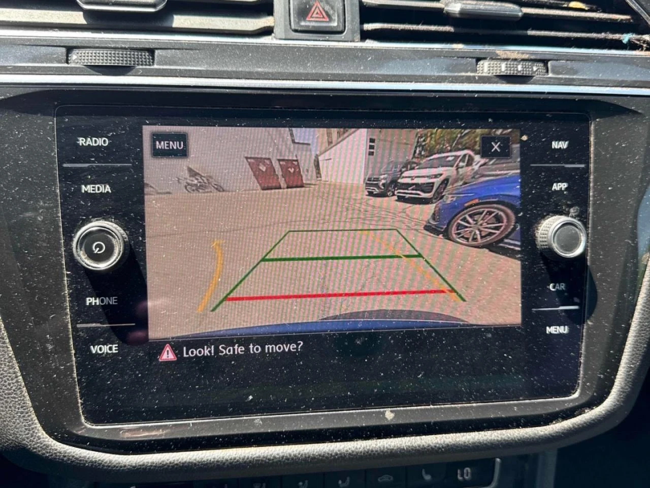 VW Tiguan Highline* 4х4* Pano* 360view* Подгрев* Keyless, снимка 10 - Автомобили и джипове - 54612115