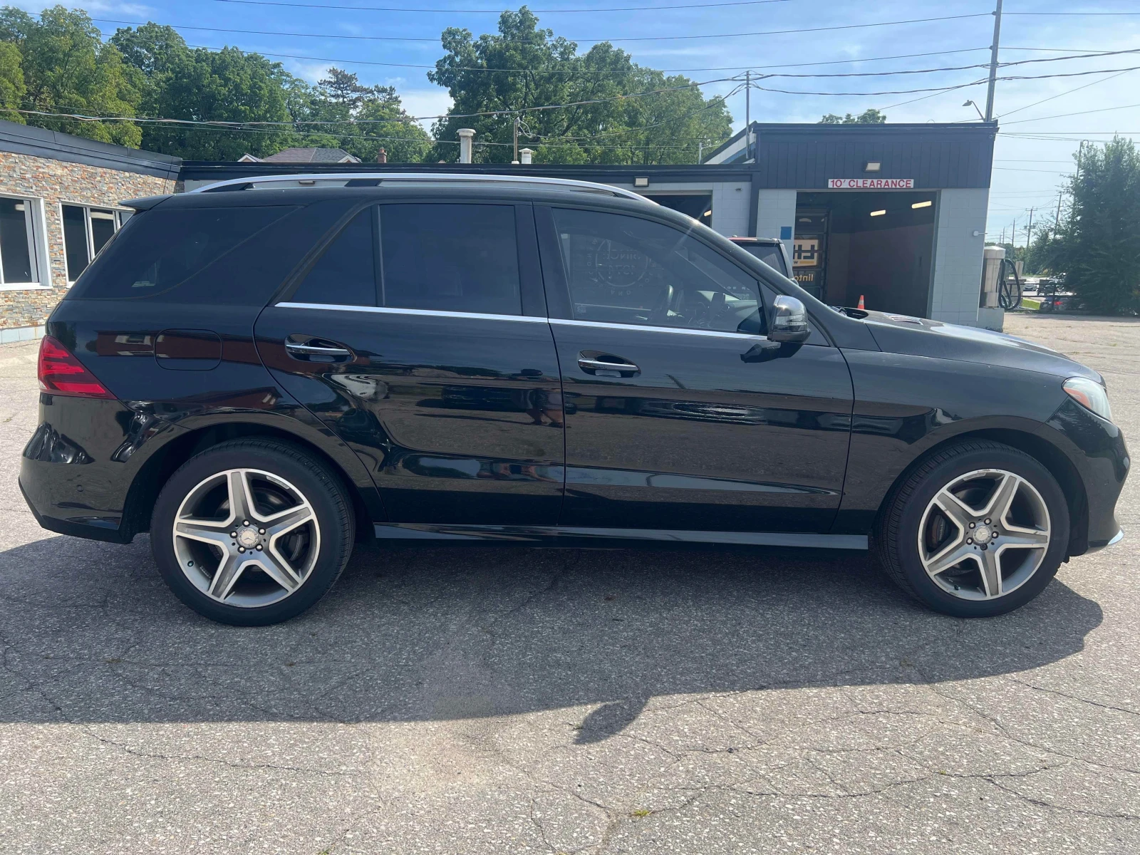 Mercedes-Benz GLE 350 D * H&K * AIRMATIC * ПАНОРАМА * CARFAX * , снимка 17 - Автомобили и джипове - 56023877