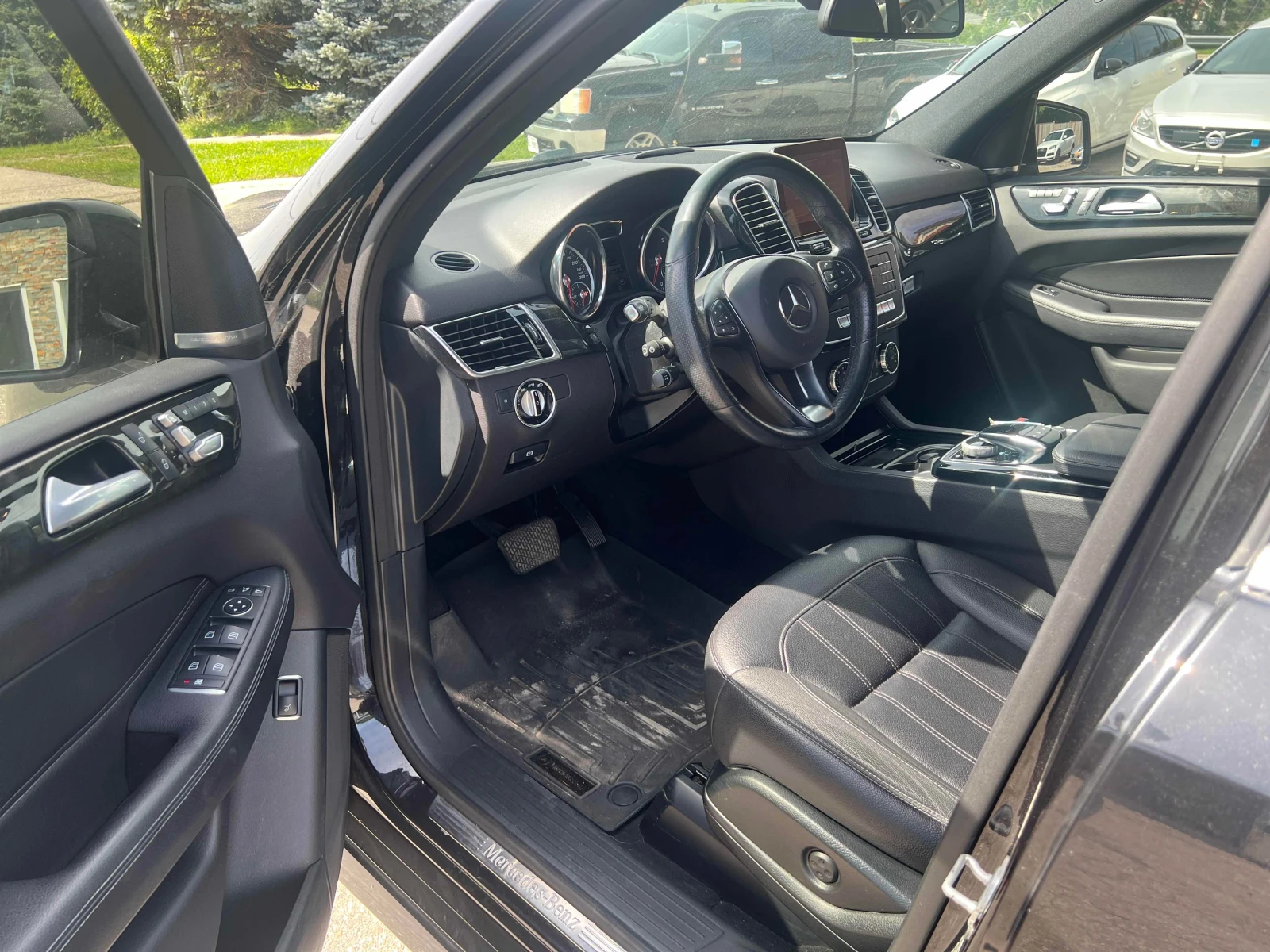 Mercedes-Benz GLE 350 D * H&K * AIRMATIC * ПАНОРАМА * CARFAX * , снимка 5 - Автомобили и джипове - 56023877