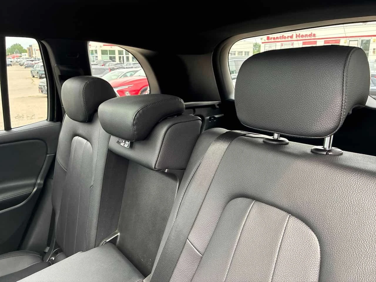 Mercedes-Benz GLB * 250 * CARFAX * , снимка 17 - Автомобили и джипове - 56185867