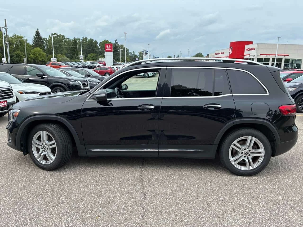 Mercedes-Benz GLB * 250 * CARFAX * , снимка 2 - Автомобили и джипове - 56185867
