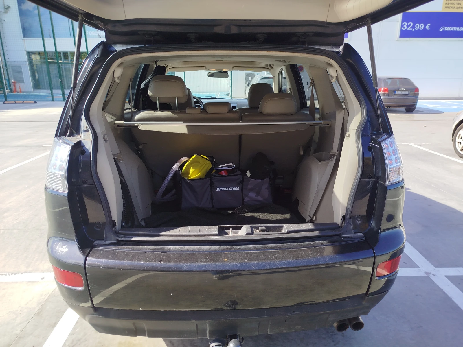 Mitsubishi Outlander, снимка 6 - Автомобили и джипове - 56521855