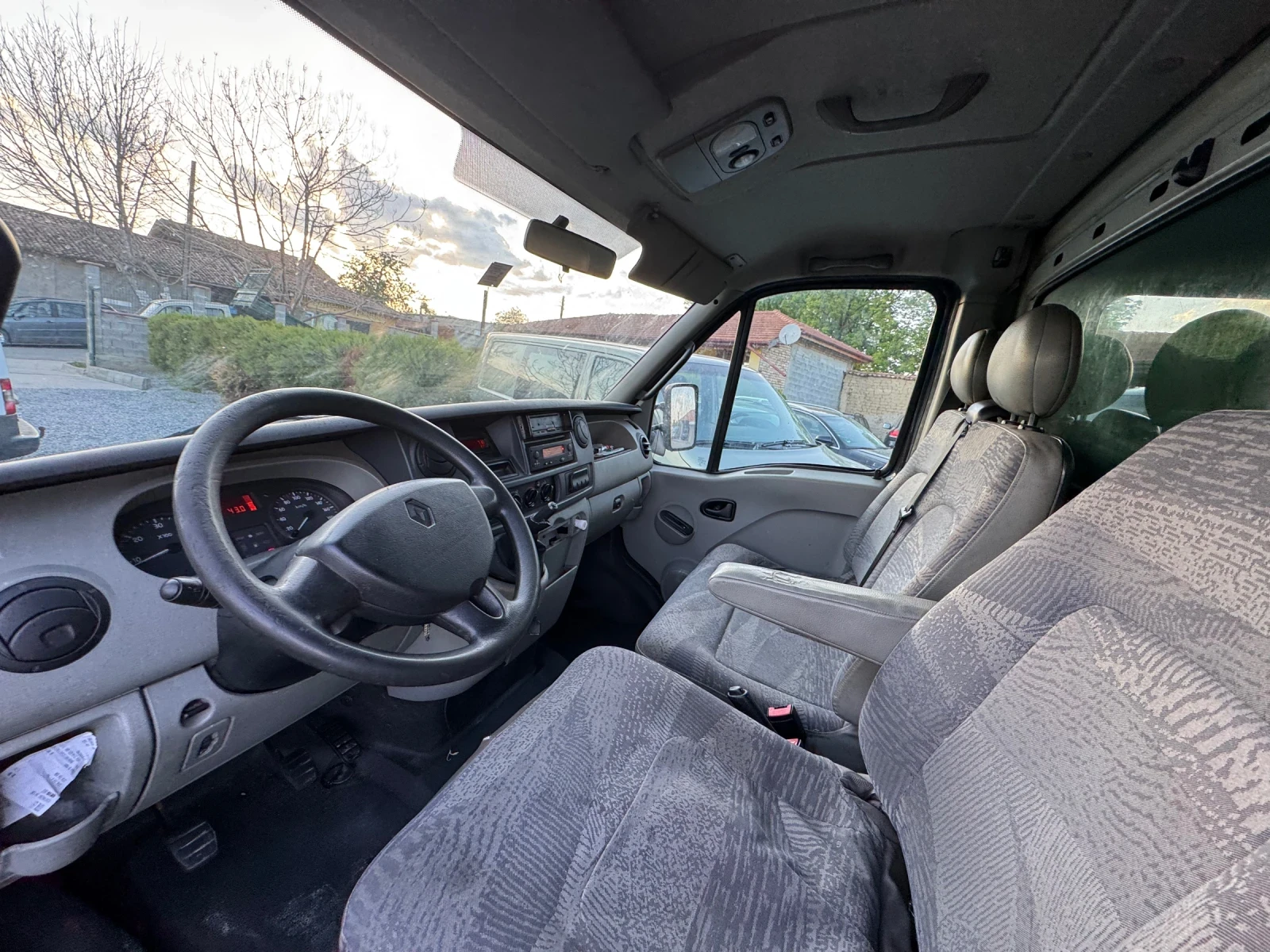 Renault Master 3.0тди - изображение 9