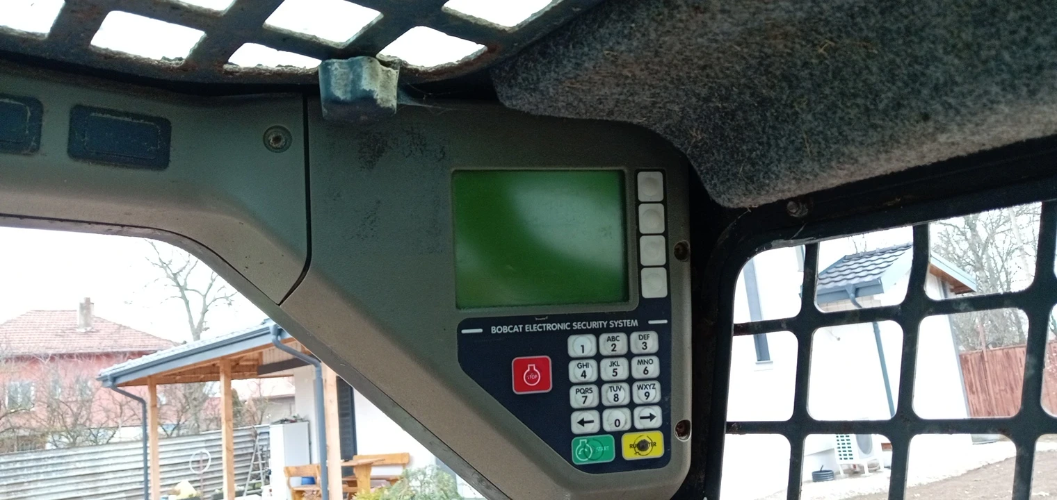 Мини челни товарачи Bobcat Бобкат 763 - изображение 2