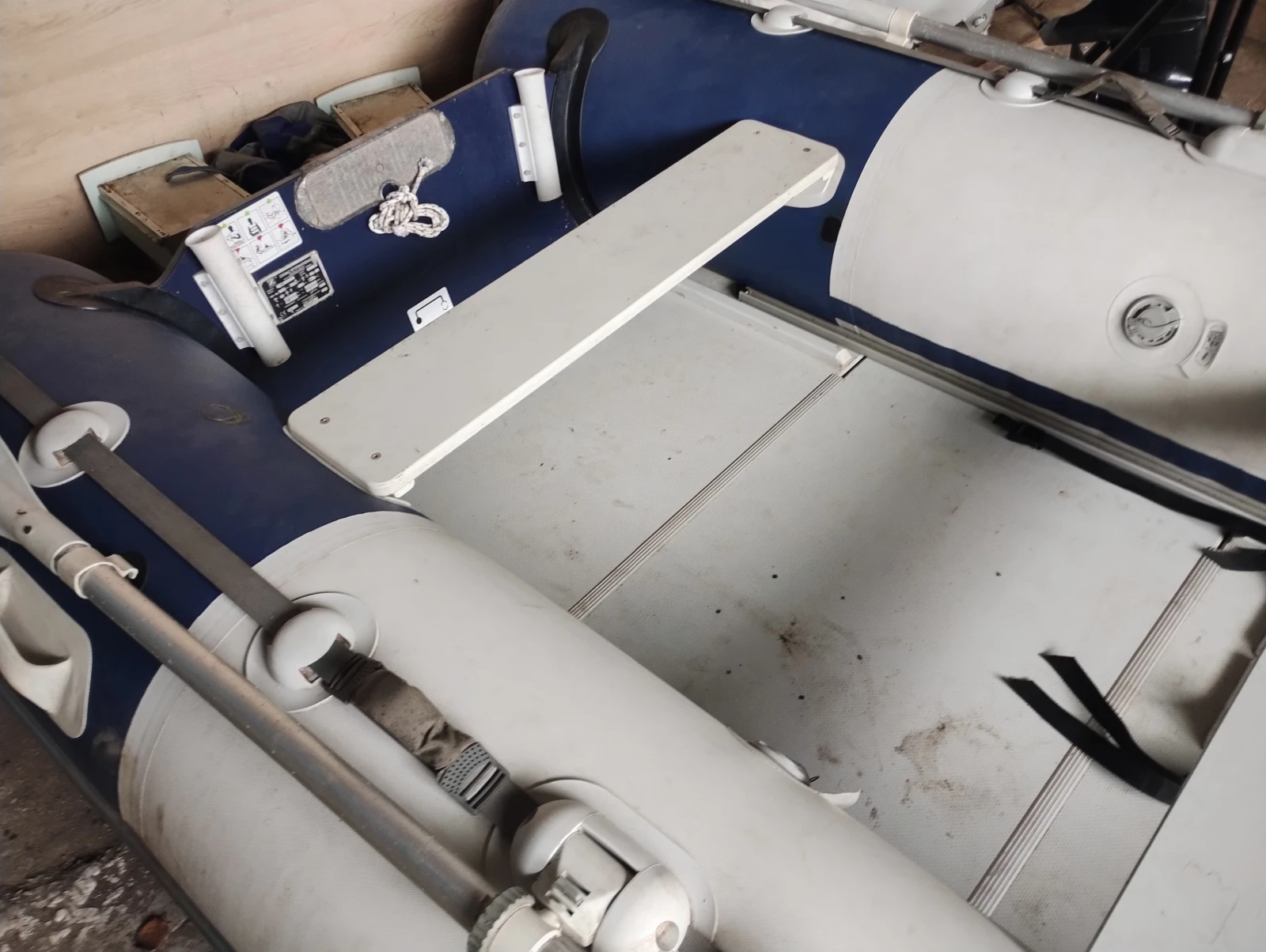 Надуваема лодка Zodiac Cadet 340S - изображение 2