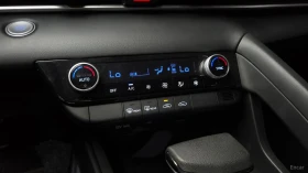 Hyundai Elantra SMART* 1.6* КОЖА* КАМЕРА* НАВИ* KEYLESS* , снимка 13