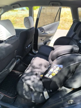 Toyota Corolla verso, снимка 9
