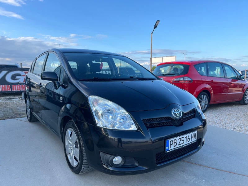 Toyota Corolla verso 2.2D4D, 136ck., ЛИЗИНГ, снимка 1 - Автомобили и джипове - 45478159