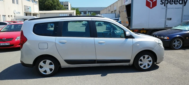 Dacia Lodgy 7местна, снимка 3 - Автомобили и джипове - 47874920