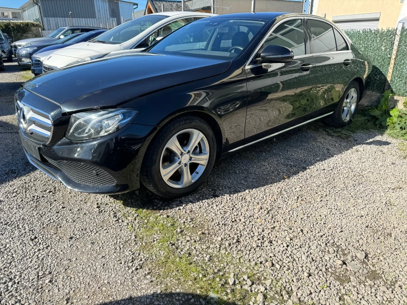 Mercedes-Benz E 220 2.0cdi 194hp-LED-Navi-Кожа-9Gtronic-Подгрев, снимка 12 - Автомобили и джипове - 47305898