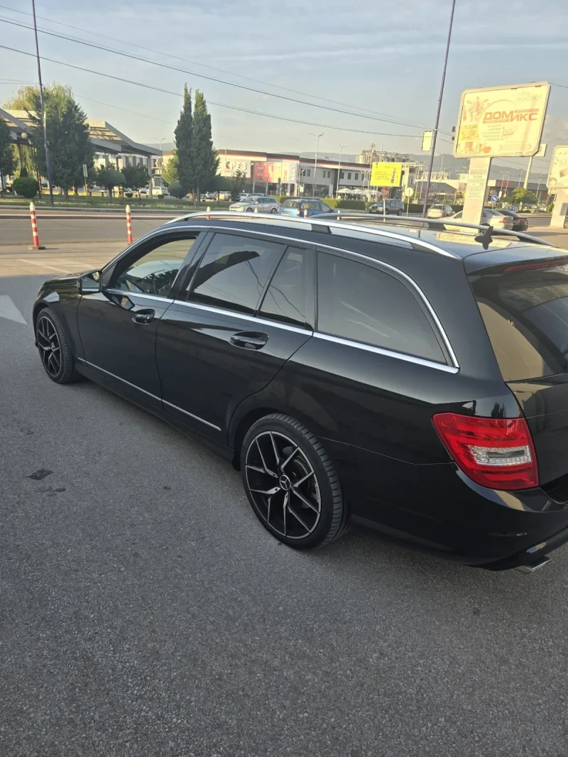 Mercedes-Benz C 250 C250 4MATIC AMG, снимка 3 - Автомобили и джипове - 47455862