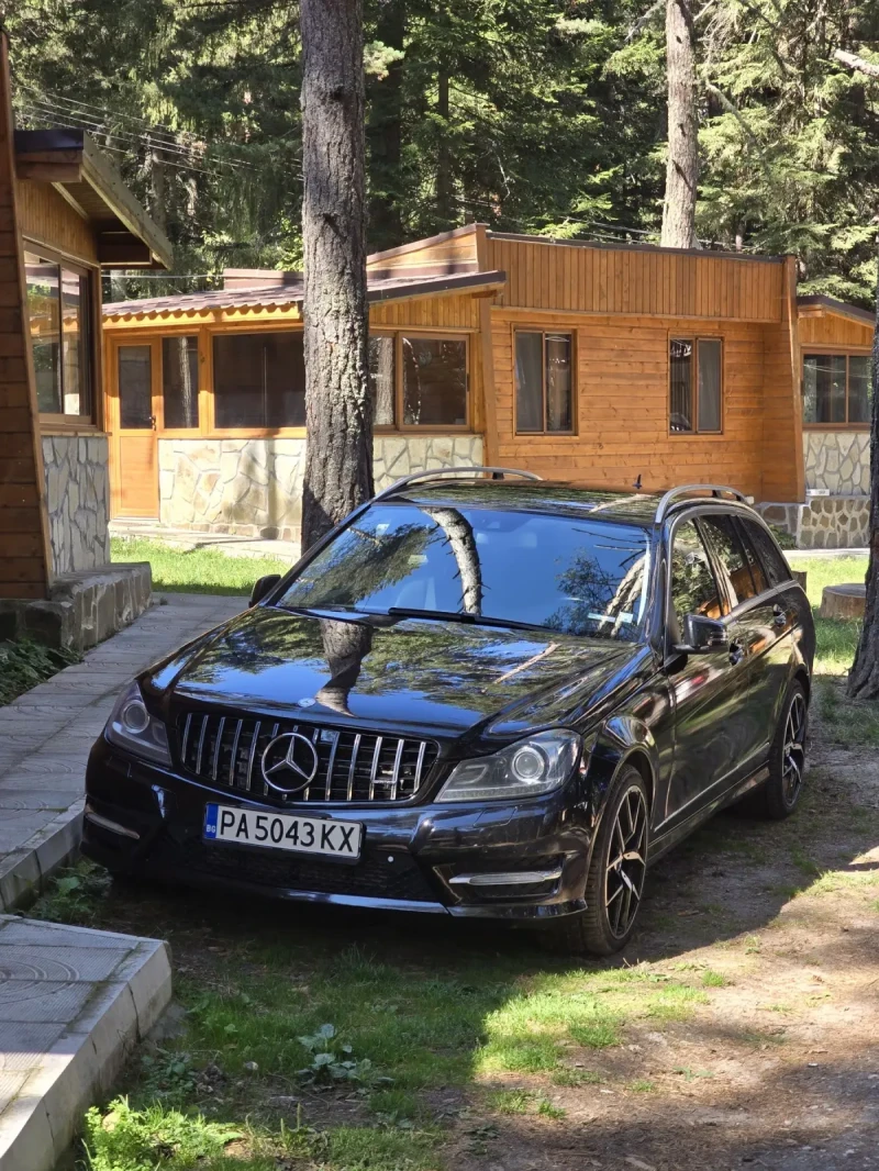 Mercedes-Benz C 250 C250 4MATIC AMG, снимка 5 - Автомобили и джипове - 47455862