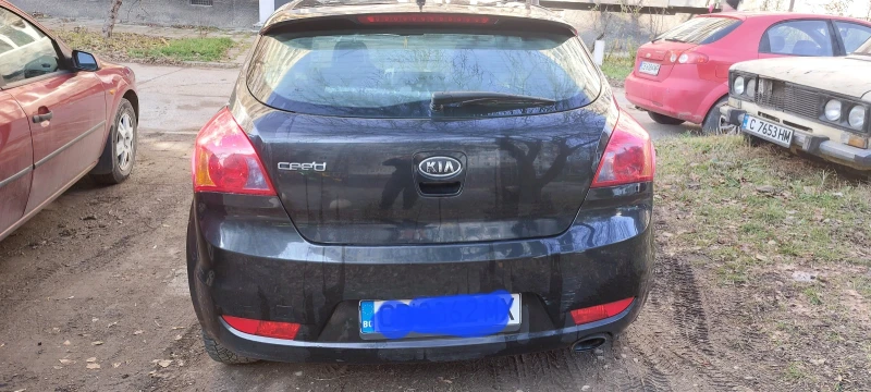 Kia Ceed, снимка 4 - Автомобили и джипове - 48498562