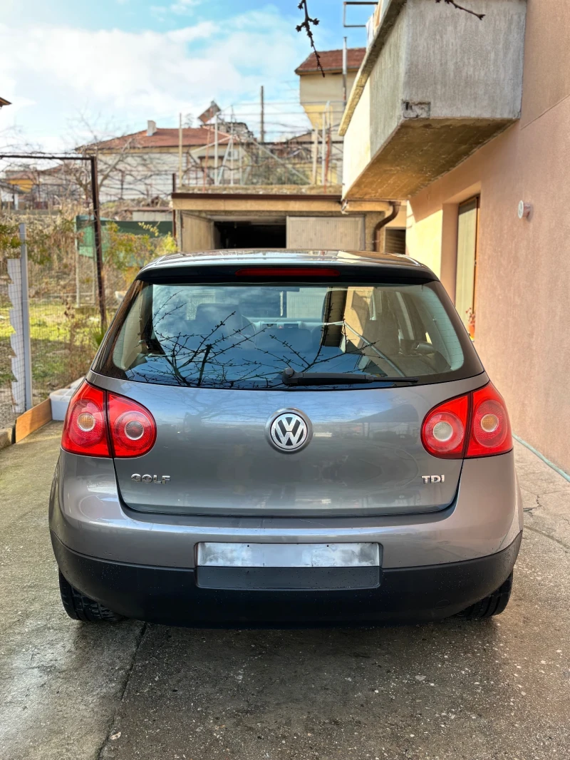 VW Golf 1.9, снимка 4 - Автомобили и джипове - 49132971