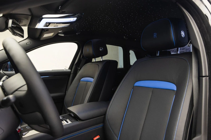 Rolls-Royce Ghost SERIES II/FACELIFT/BLACK BADGE/BESPOKE/STARLIGHT/, снимка 8 - Автомобили и джипове - 50446908