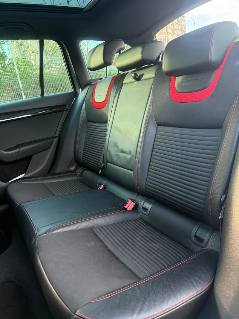 Skoda Octavia VRS, снимка 9 - Автомобили и джипове - 52542891