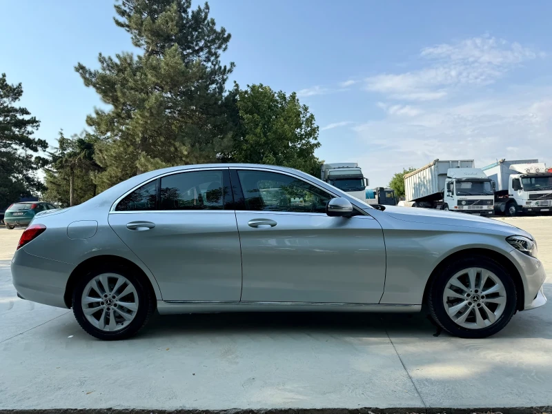 Mercedes-Benz C 180, снимка 3 - Автомобили и джипове - 51244686