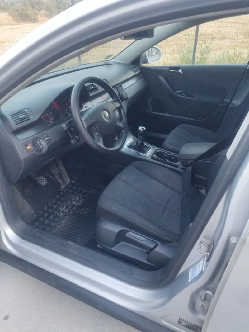 VW Passat, снимка 8 - Автомобили и джипове - 52218127