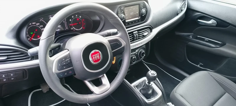 Fiat Tipo 1.4i  , снимка 16 - Автомобили и джипове - 53137375