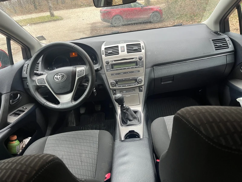 Toyota Avensis 2.0 D4D, снимка 10 - Автомобили и джипове - 53288991