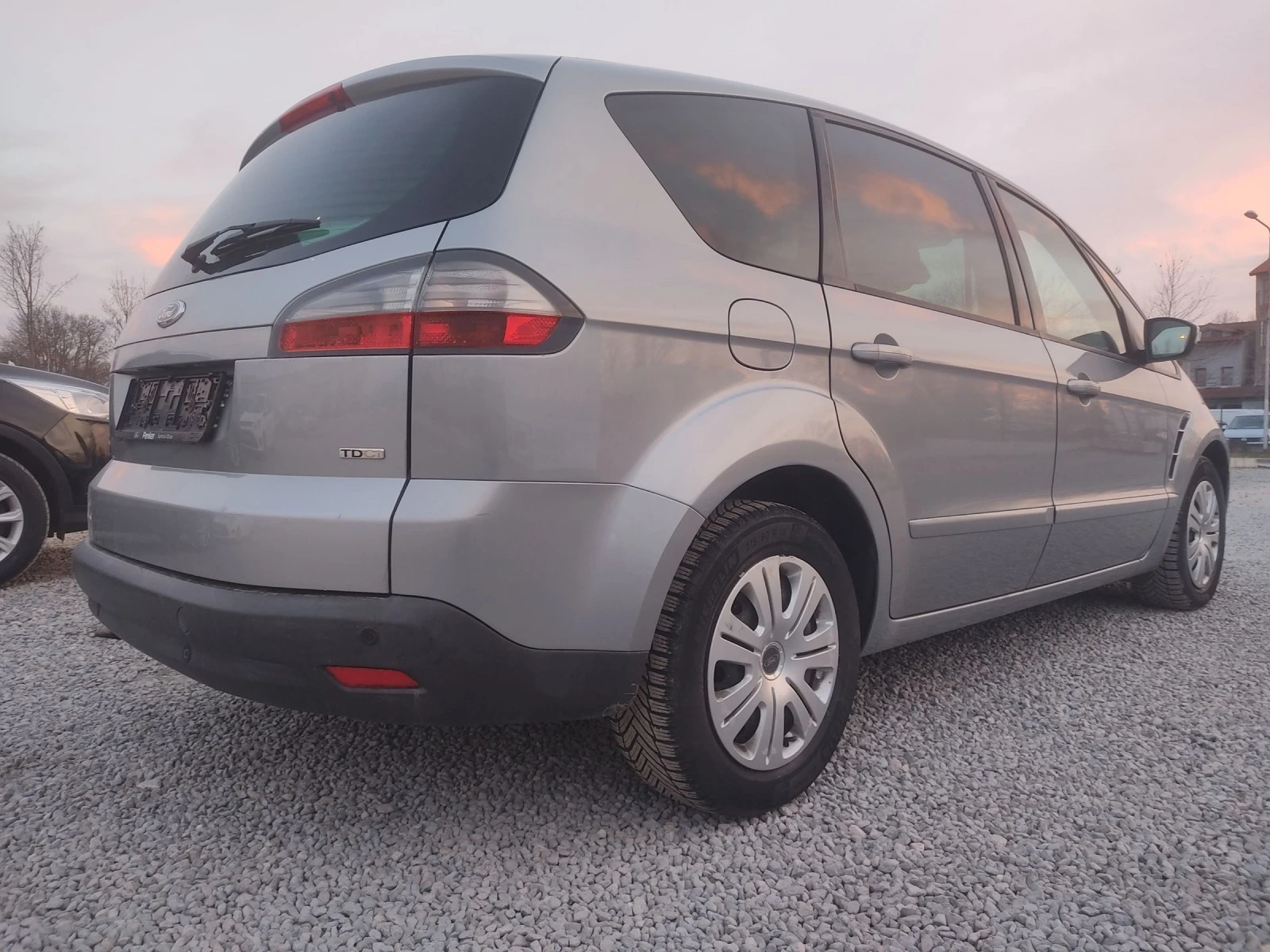 Ford S-Max 2.0TDCi/140K.C./6 СКОРОСТИ  - изображение 5