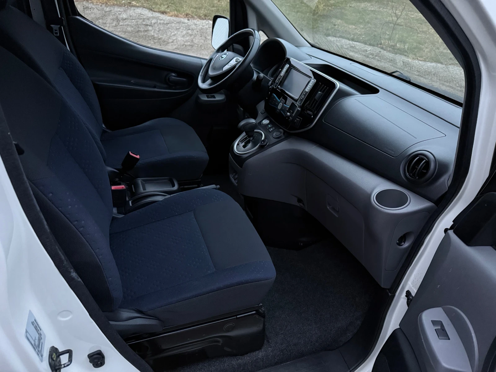 Nissan e-NV200 Пътнически , 57000 km 24kwh | Mobile.bg — изображение 16
