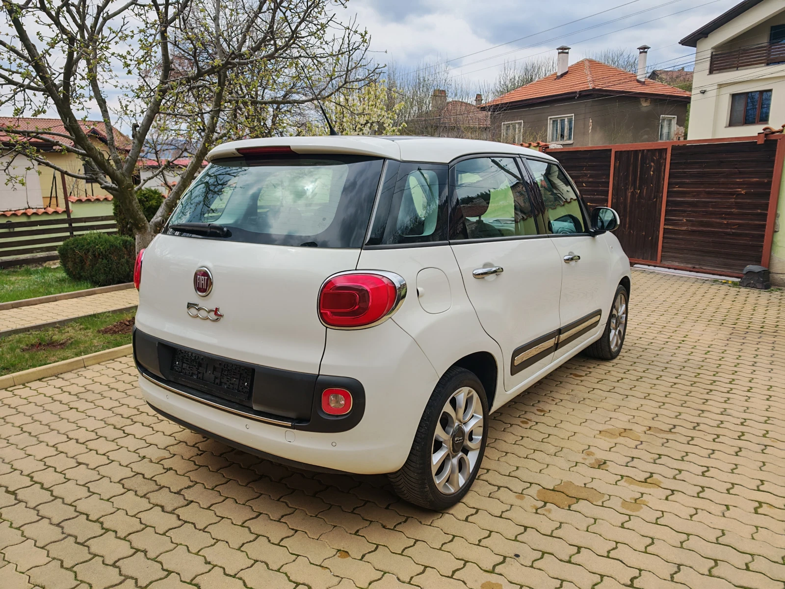 Fiat 500L 1.3 mjet-автоматик-кожа-панорама - изображение 4