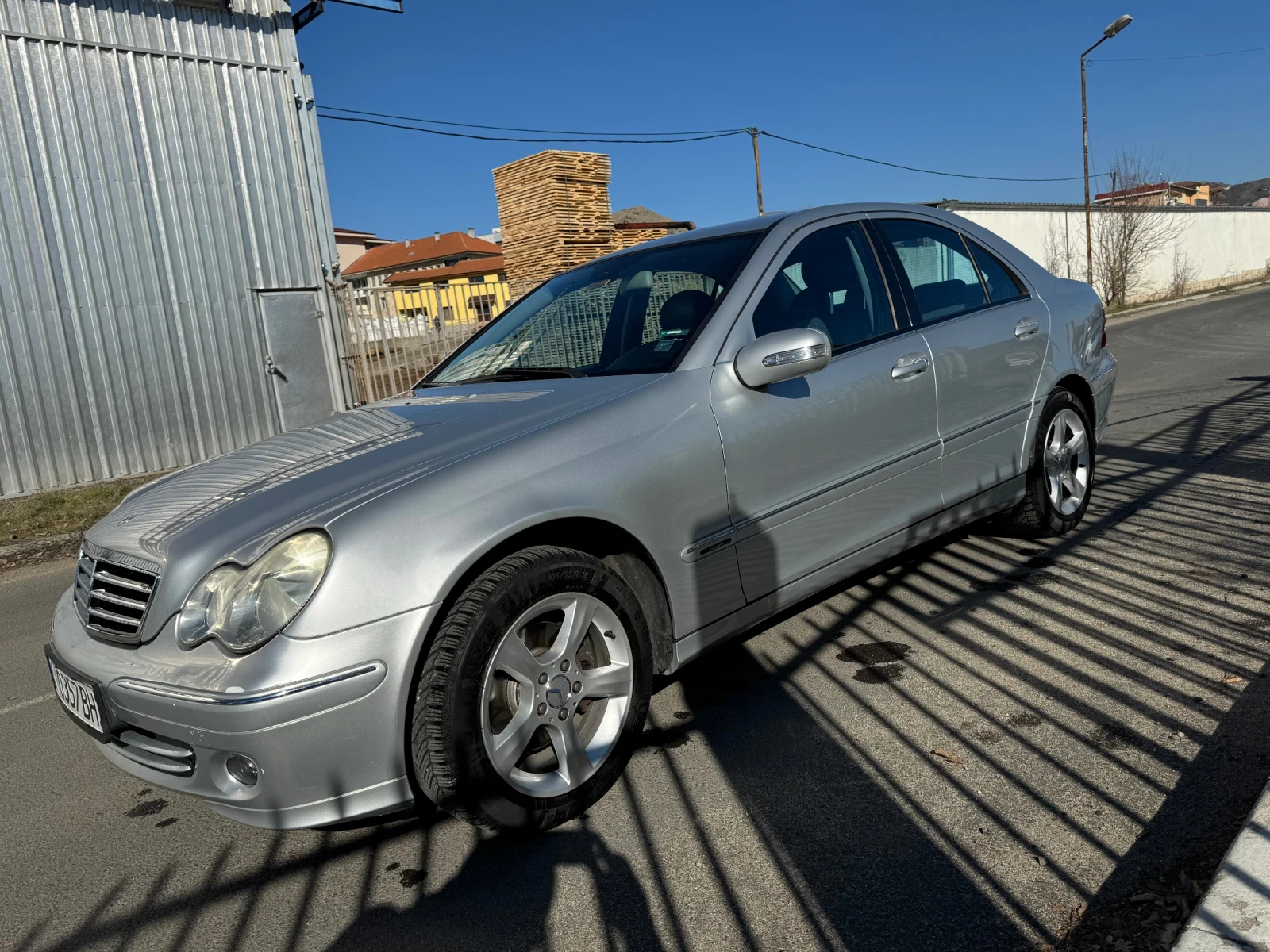 Mercedes-Benz C 220  - изображение 4