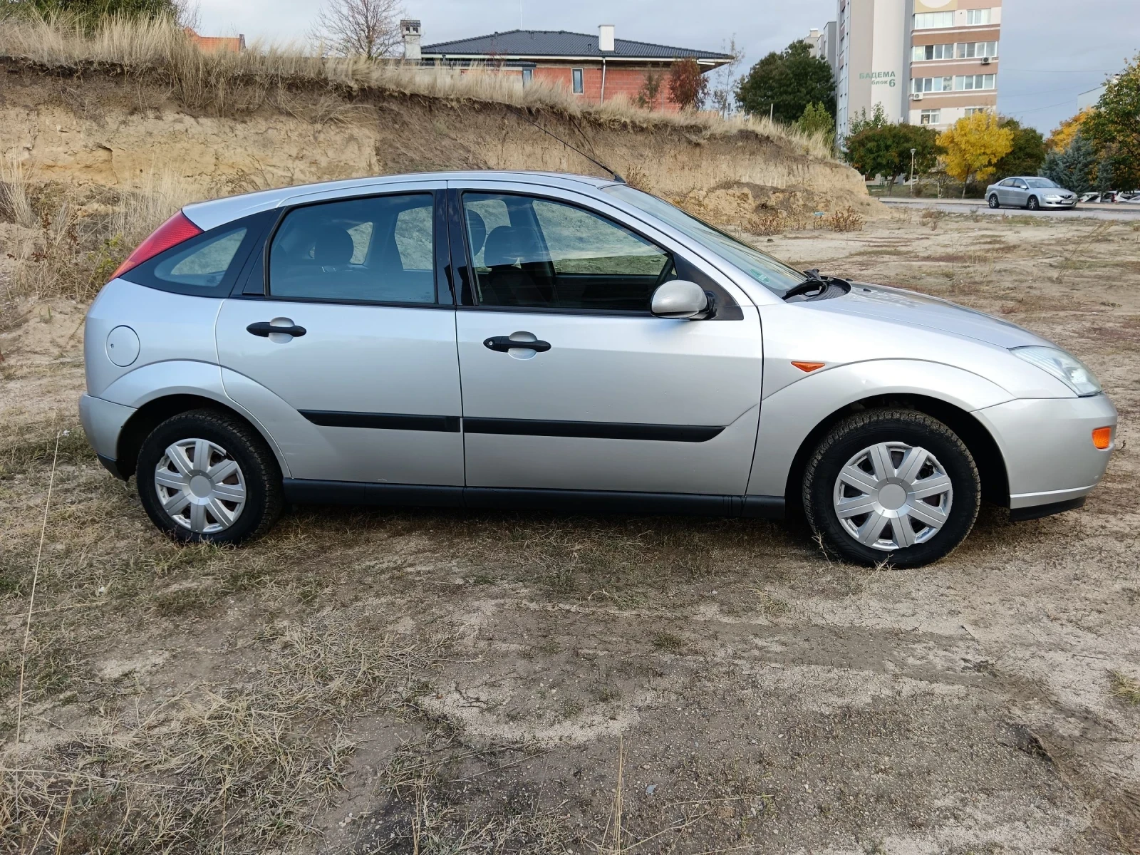 Ford Focus 1.6 - изображение 5