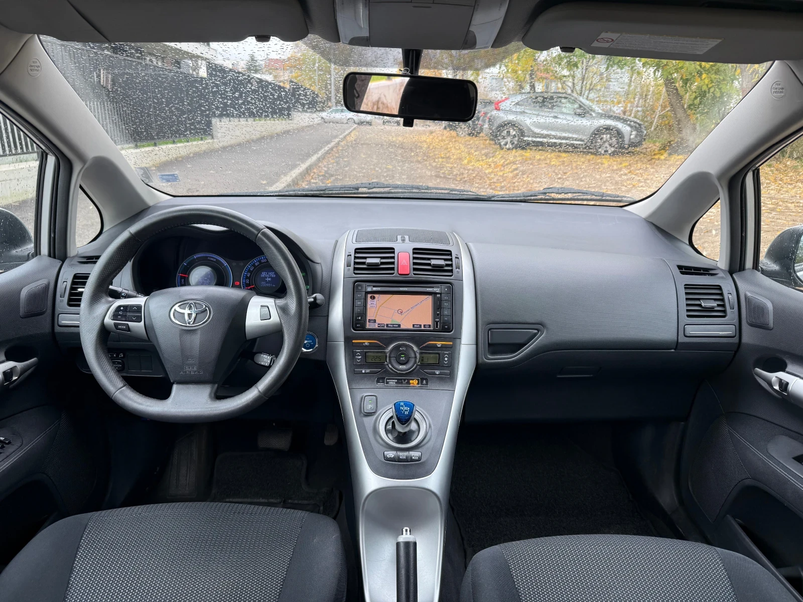 Toyota Auris Hybrid | Mobile.bg   9