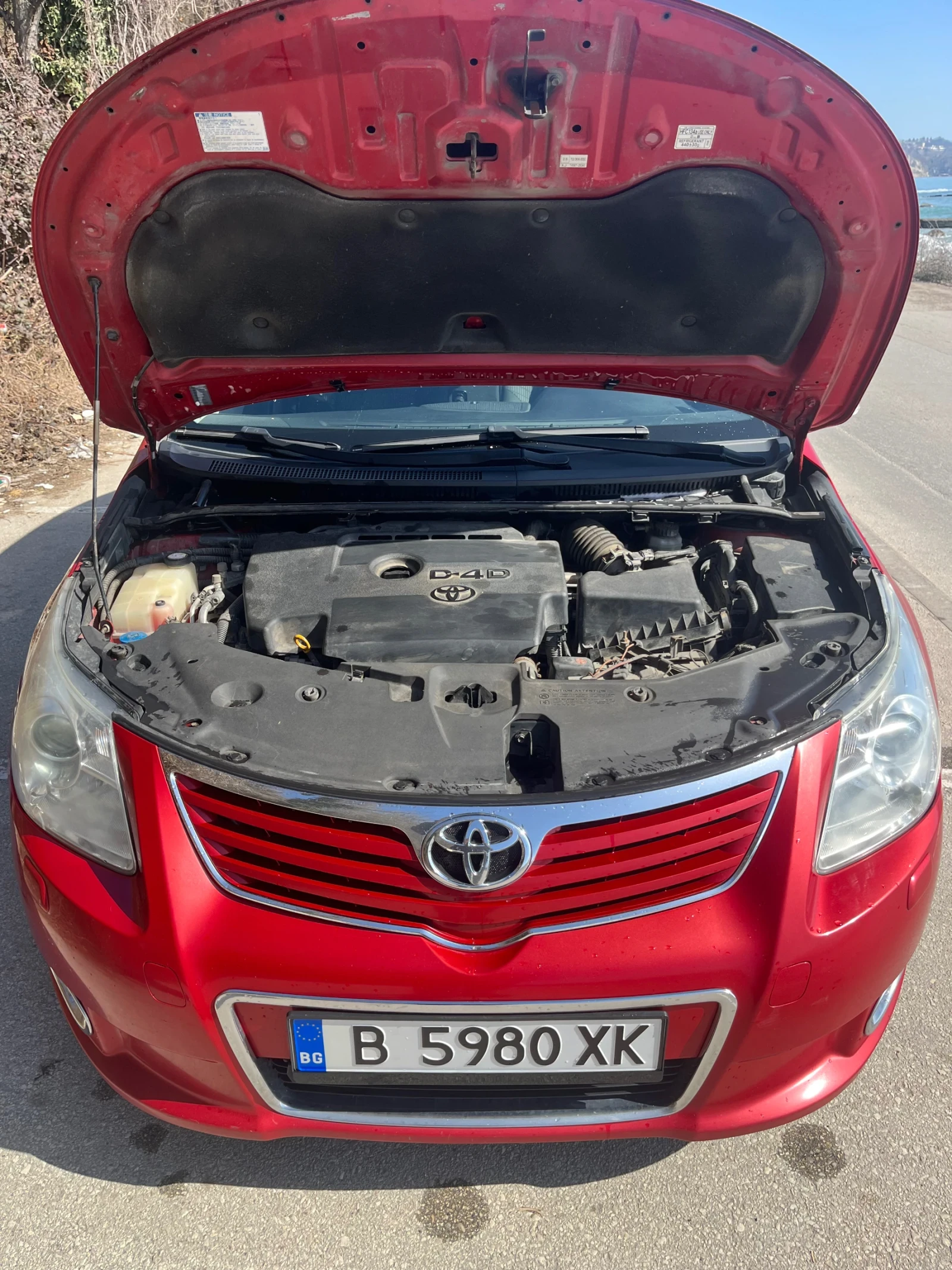 Toyota Avensis 2.0 D4D, снимка 11 - Автомобили и джипове - 53653326
