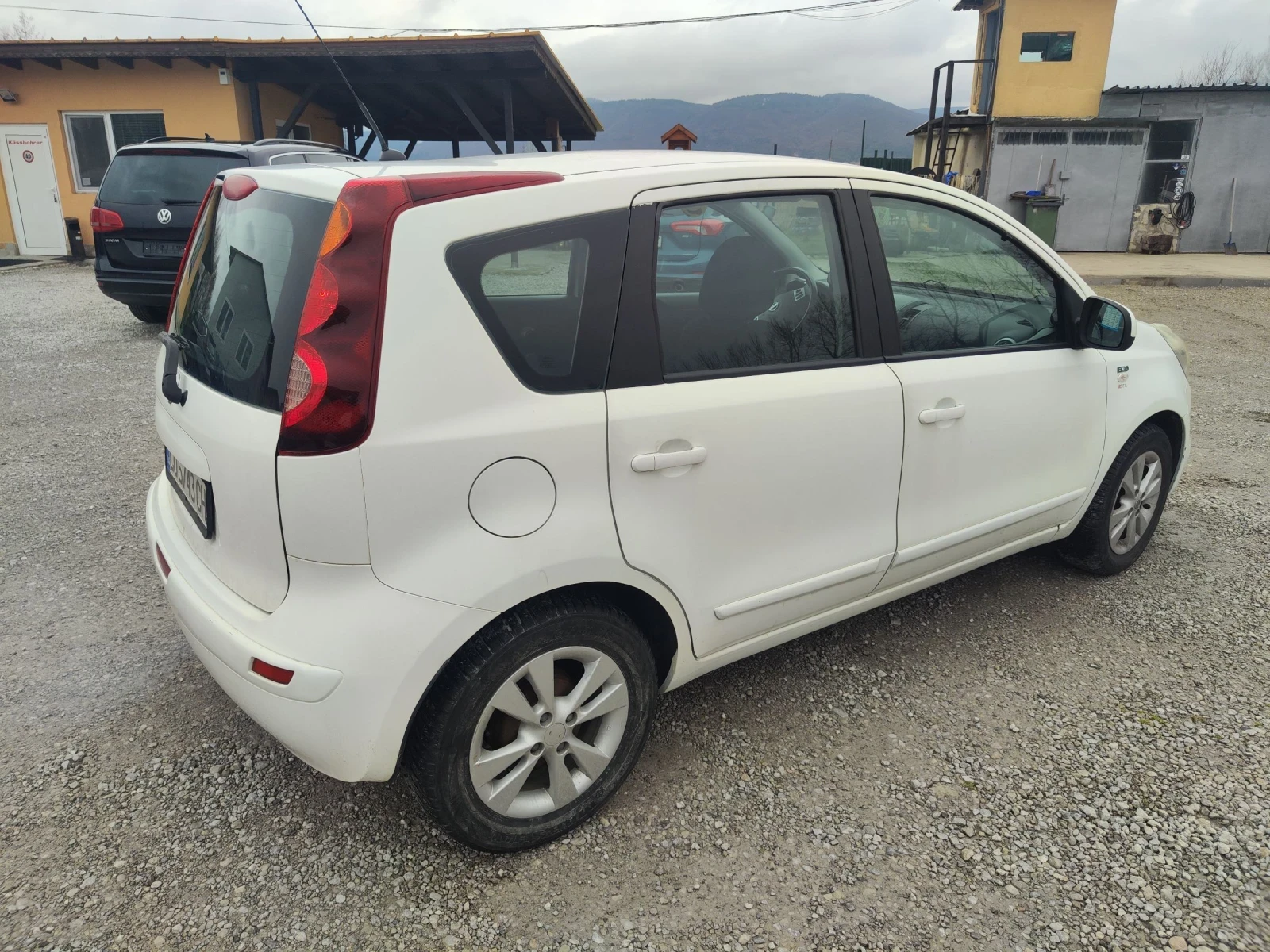 Nissan Note 1.4 LPG KLIMA, снимка 6 - Автомобили и джипове - 54046179